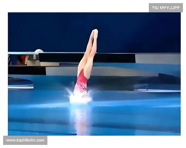 全红婵陈芋汐跳水神仙打架，分屏镜头诠释竞争与友谊